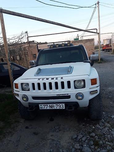 hummer h3 ehtiyyat hisseleri: Hummer H3, ağ rəng, off-road üçün təkmilləşdirilmiş komplektasiya — 4