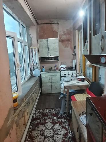 berdede ev satilir: Bakı, Pirallahı qəs., 3 otaqlı, Köhnə tikili, 70 kv. m — 2