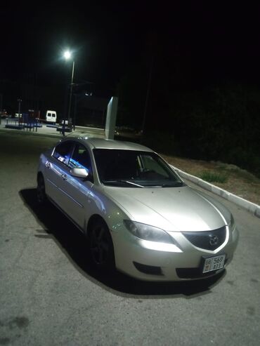обмен машине: Mazda 3: 2004 г., 2 л, Механика, Бензин, Седан