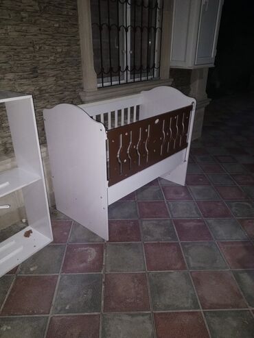otağ qapları: Oğlan və qız üçün, İşlənmiş, Beşik, Dolab