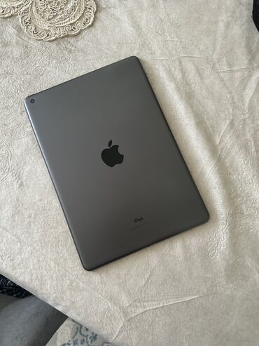 fondomix tablet qiyməti: IPad 8 32GB Hec bir problemi yoxdur