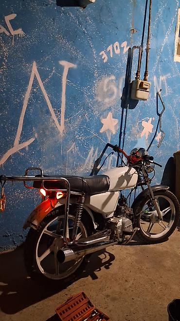 sprinter oturacaq: Moped/Mini motosiklet – şəhər və qısa məsafələr üçün praktik iki — 1