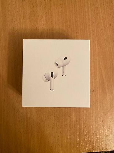 apple studio: Apple AirPods Pro (2‑го поколения) с футляром MagSafe (USB‑C) коробка — 1