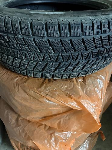 кышкы: Продаю зимнюю резину 235/55 R19 Состояние практически новое — ездили — 2