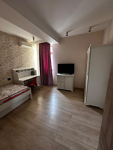 terea satisi: 4 otaqlı, Yeni tikili, 146 kv. m — 8