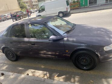 xacmaz masin satisi: Opel Vectra: 1.6 l | 1996 il 201680 km Sedan