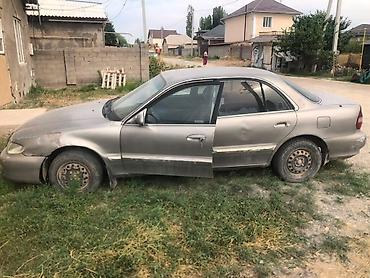 corolla 2004: Hyundai Sonata: 1999 г., Седан — 3