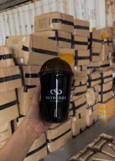 айланма соко: Пластиковые брендированные стаканы для бизнеса из Китая: Высокое