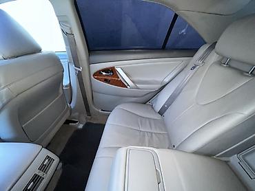 продажы авто: Toyota Camry: 2010 г., 2.5 л, Автомат, Бензин, Седан — 6