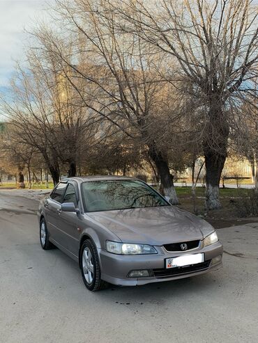 ханда акорт: Honda Accord: 2002 г., 2 л, Автомат, Бензин, Седан