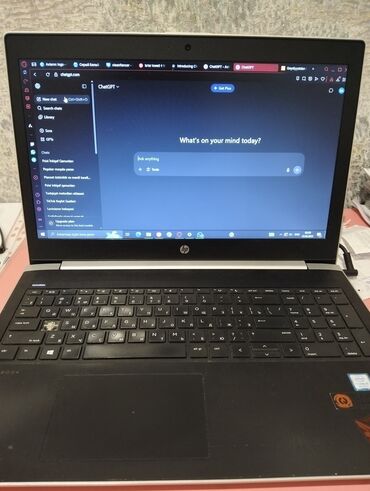 kompüter ekran: Bütün proqramlar dəstəklənir. Windows sistemi yüklüdür. İkinci əl