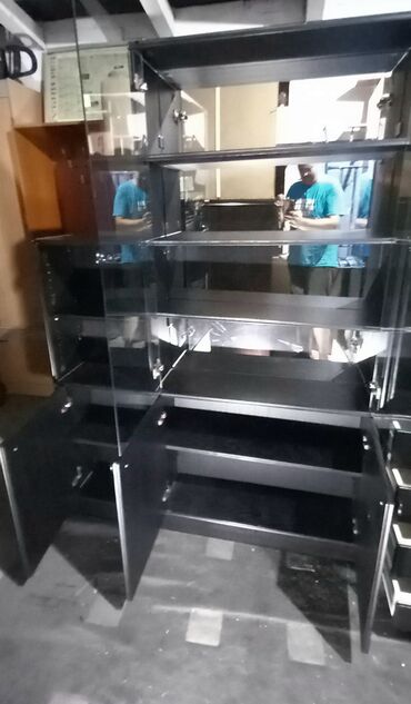 Ormari: Plakari,Ormani,Vitrine itd I polovan namestaj Zemun za sve slike na fb — 7
