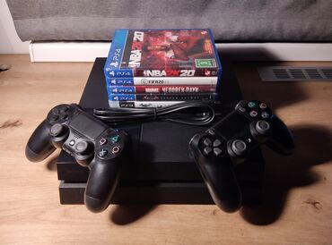 sony playstation 4 pro бишкек: PlayStation 4 Fat Продаю PlayStation 4 Fat в отличном состоянии!