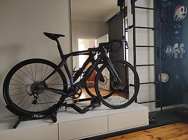 vesebed: Pinarello grevil 1x10 Olcu 54 Ful carbon birce diskler alminumdu meni — 6
