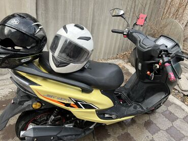 Скутеры: Макси-скутер Yamaha, 180 куб. см, Бензин, Б/у — 4