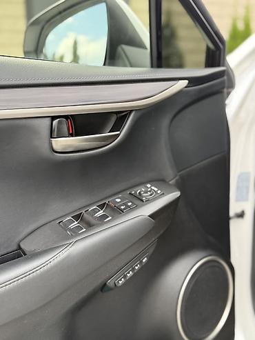 Lexus: Lexus NX: 2018 г., 2.5 л, Автомат, Гибрид, Кроссовер — 27