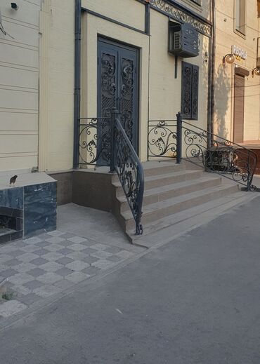 сдаю кабинет в аренду: Сдаю Магазин, 80 м² Без оборудования, С ремонтом, Вода, Канализация, Отопление, Отдельный вход, 1 линия, Склад