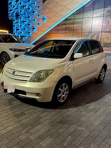 corolla levin: Toyota Ist: 2004 г., 1.5 л, Бензин, Хэтчбэк — 1