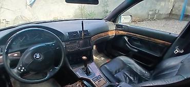 BMW: BMW 5 Series (E39) sedan - Kuzov: 4 qapılı sedan, qara rəng - — 5