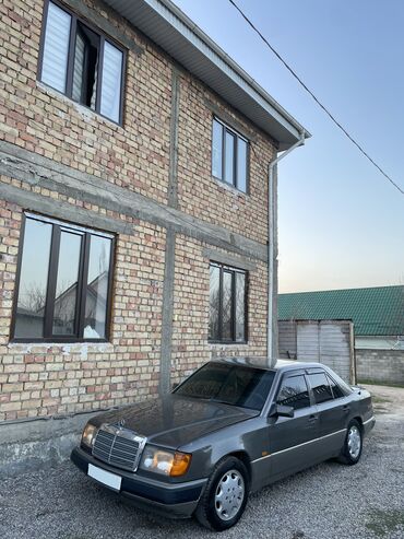 Mercedes-Benz: Mercedes-Benz E-Class: 1991 г., 2 л, Механика, Бензин, Седан