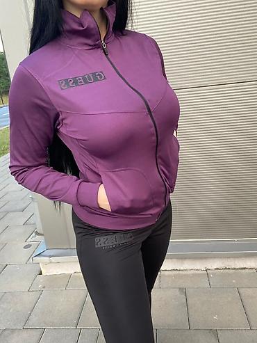 Gornji i donji deo: Komplet trenerke mokra likra S M L Xl Cena 3300 din 2 kompleta 5300 — 7