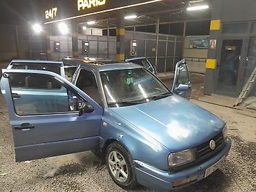 венто ош: Volkswagen Vento: 1994 г., 1.8 л, Механика, Бензин — 1