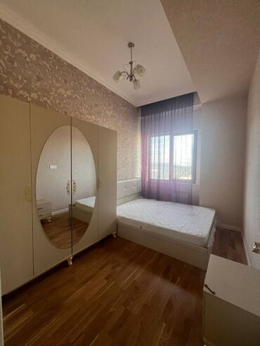 Uzunmüddətli kirayə mənzillər: Sumqayıt,Bulvar ərazisində,10 mərtəbəli binanın,9-cu mərtəbəsində,2 — 4