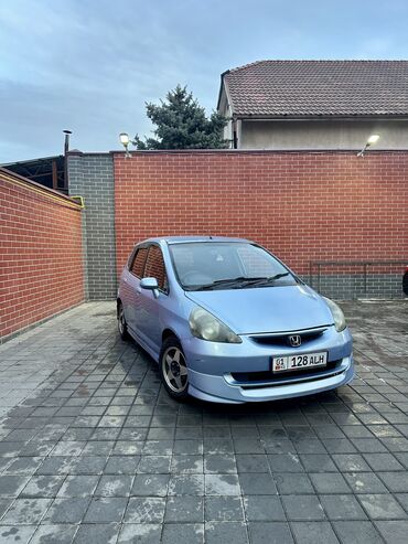 транспорты: Honda Fit: 2003 г., 1.3 л, Вариатор, Бензин, Универсал