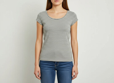 versace t shirty zalando: Women`s T-shirt, size S at lalafo.pl versace t shirty zalando: Women`s T-shirt, size S