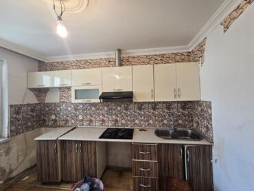 Mətbəx mebeli: Metbex mebeli 250 azn+,qaz moyka ve aspiratr hediyye. MOYKANIN ALTINDA