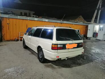 Volkswagen: Volkswagen Passat: 1991 г., 1.8 л, Механика, Бензин, Универсал