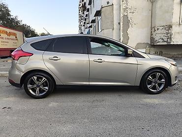 turbo az islenmis avtomobiller: Ford Focus: 1 l | 2016 il 200000 km Hetçbek — 5