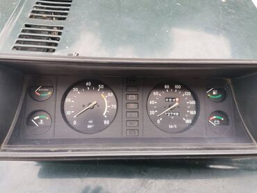 Auto delovi: Kilometar sat Lada2107 Riva,2104 Karavan broj 4. Kompletan, ocuvan — 4