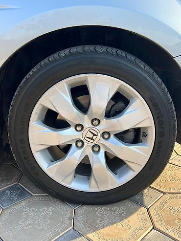 honda inside: Honda Accord: 2009 г., 2.4 л, Автомат, Бензин, Седан — 10