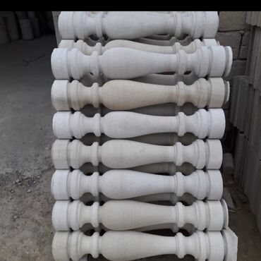 Məhəccər balyansları: Təbii daşdan balyustrad dəstləri Məhsul təsviri: - Təbii ağ daşdan — 9