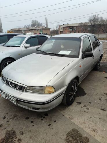 Daewoo: Daewoo Nexia: 2003 г., 1.5 л, Механика, Бензин, Седан