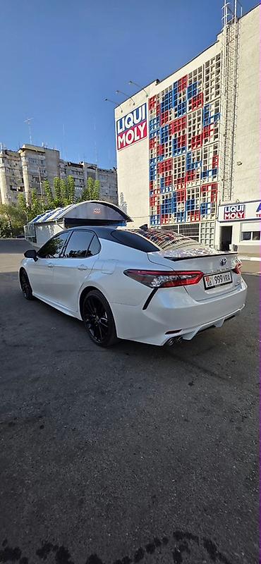камри 70 2022: Toyota Camry: 2022 г., 2.5 л, Автомат, Гибрид, Седан — 4