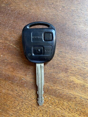 ключ машина: Ключ родной от Toyota Ipsum Тойота Ипсум. В отличном состоянии