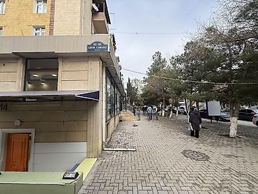 Kommersiya daşınmaz əmlakı: Sumqayıt ş, Pioner marketin yanında ümumi sahəsi 264 kv/m olan iki — 3