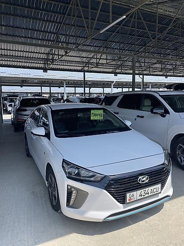 sonata d8: Hyundai Ioniq: 2018 г., 1.6 л, Робот, Бензин, Хэтчбэк — 1
