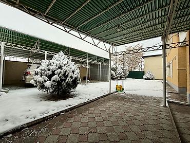 Продажа коттеджей и домов: Продаю! Два Дома 303м2 на Одном угловом Участке 6соток правильной — 5