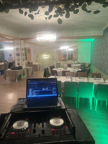 Dekorlar və bəzəklər: Dj xidmeti butun nov tedbirlerin keçirilmesi movcutdur Tehsilliyem — 8