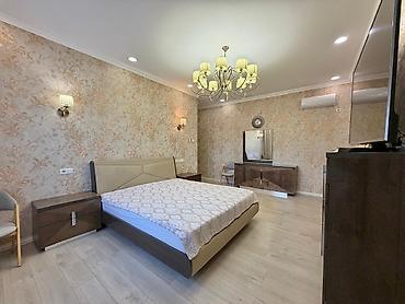 Продажа коттеджей и домов: 5 и более комнат, 630 м², 9 соток, Бишкек, 4 мкр Агентство недвижимости — 14