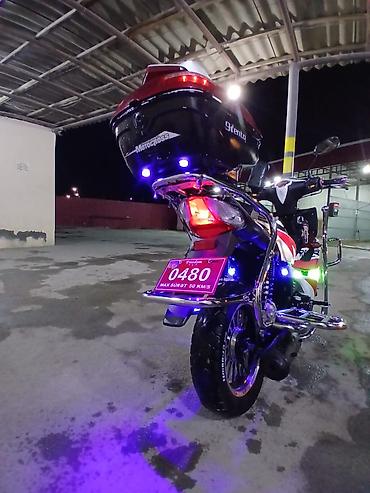 elektrik moto: - SKY 49, 80 sm3, 2024 il, 5000 km — 2