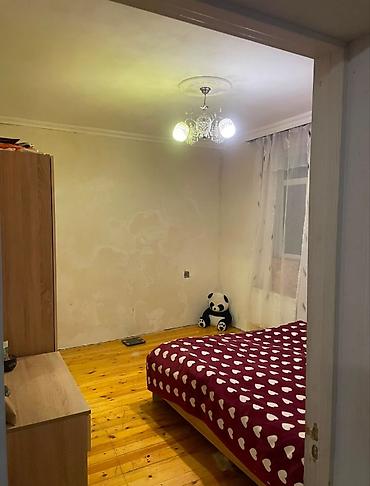 maşınla ev barter: 2 otaqlı həyət evi - Plan: 2 yataq otağı, içdən girişli dəhliz; — 5