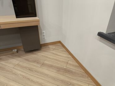 Напольные работы: Стяжка пола, Выравнивание пола, Укладка теплого пола | Наливные полы, Ковролин, Линолеум Больше 6 лет опыта — 25