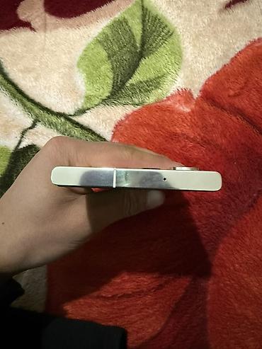 11 max: Samsung Galaxy S23 Ultra, Б/у, 256 ГБ, цвет - Бежевый, 1 SIM, eSIM — 4