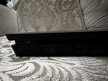 Elektronika: PlayStation 4 Slim (qara) oyun konsolu - Model: PS4 Slim - Rəng — 4