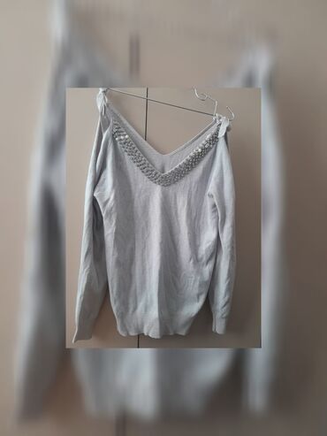 купальники в баку: Qadın üçün qaşlı köynək xs razmerdir.Ağ köynək L razmerdir