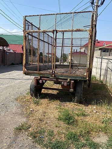 Другие тракторы: Трактор колесный, кабина с остеклением. Задний ведущий мост — 6